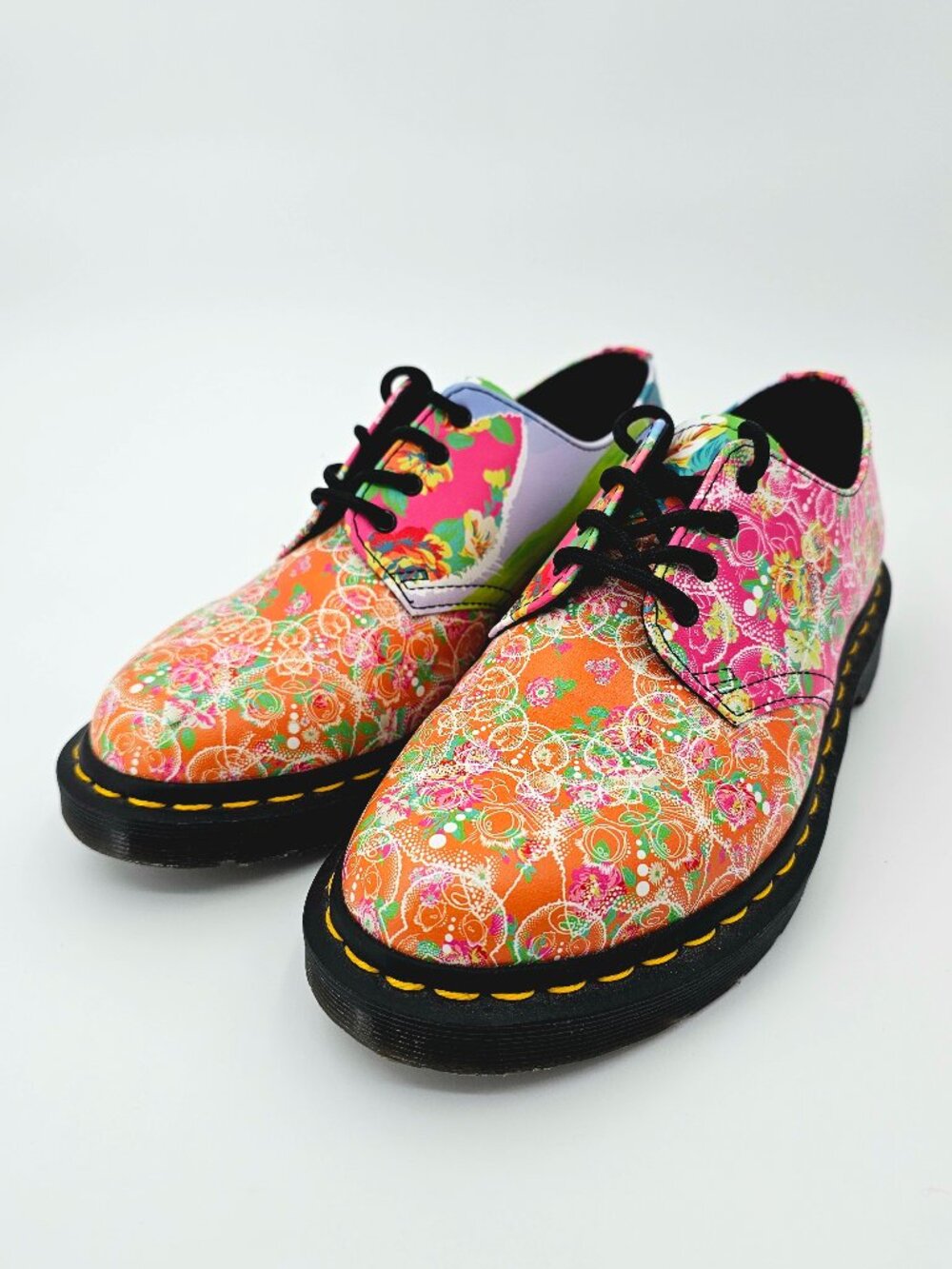 Dr Martens Smiths Daze Floral Cat Print Multi Color Oxfords Shoes Size US Size 7